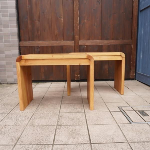 CORIGGE MARKET(カリッジマーケット)のチーク無垢材サイドテーブルです