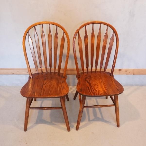 Shin Lee(シンリー)のレッドオーク材 ダイニングチェア2脚セットです