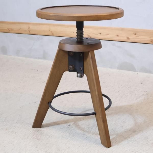 unico(ウニコ)のVIZ(ヴィズ) 回転スツールです。高さ調整も可能で