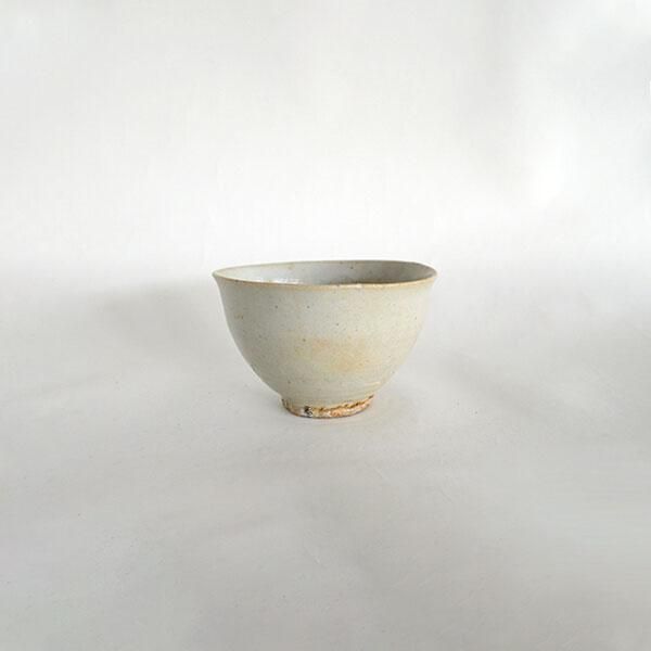 李朝白黒象嵌三島ぐい吞み 李朝 李朝ぐい吞み 李朝三島ぐい吞み 李朝