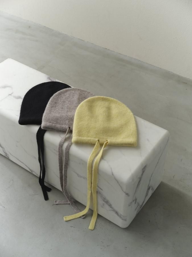 Bucktail Knit Beanie - ROSARYMOON OFFICIAL WEB STORE