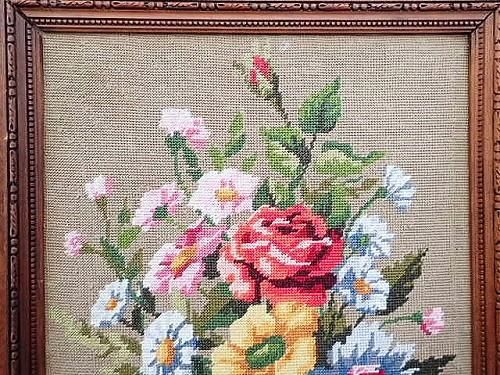 リボン彫刻フレーム 薔薇刺繍額 - 薔薇と天使のアンティーク