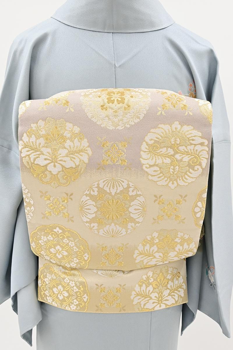 銀座【L-8741】袋帯 鳥の子色×灰桜色×浅黄色 横段暈かしに有職丸文