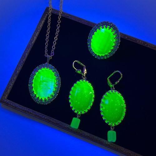 ウランガラス 大粒 ルース チェコ製 ウランガラス 大粒 ルース チェコ製