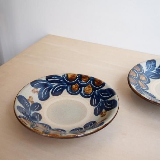 工房十鶴 蓋物 ドット柄 水玉模様 やちむん 工房十鶴 蓋物 ドット柄