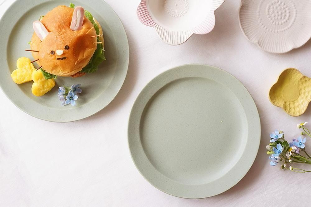 マ30 薄緑 ラウンドリムプレート - 益子焼の小さな窯元「よしざわ窯