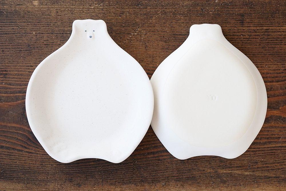 ク24 シロクマのお皿 中 - 益子焼の小さな窯元「よしざわ窯」- 生活