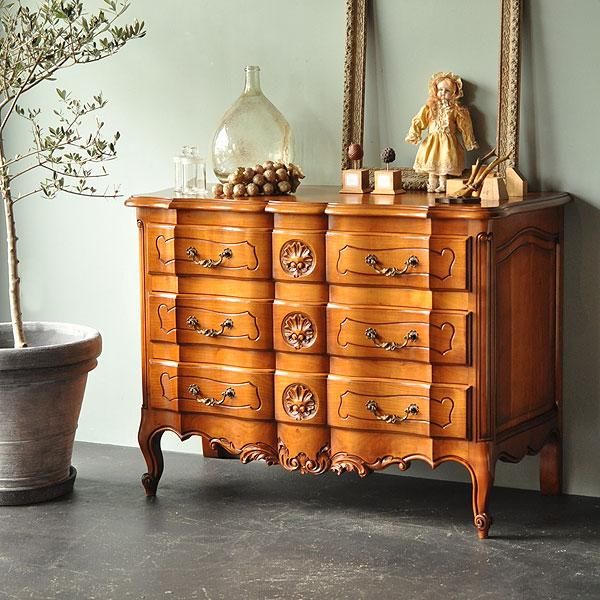 アンティークチェスト