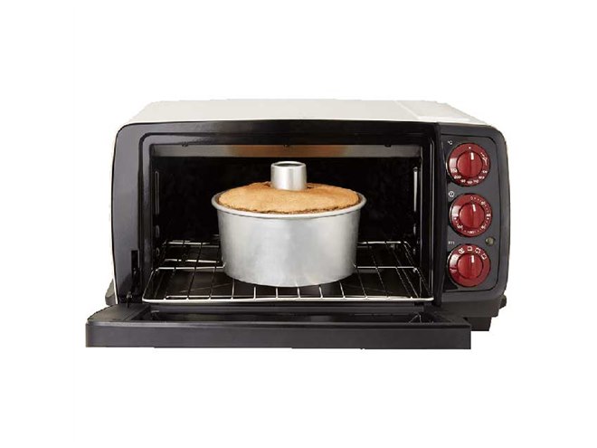 デロンギ、ムラなく焼き上げるシンプル操作のコンベクションオーブン2