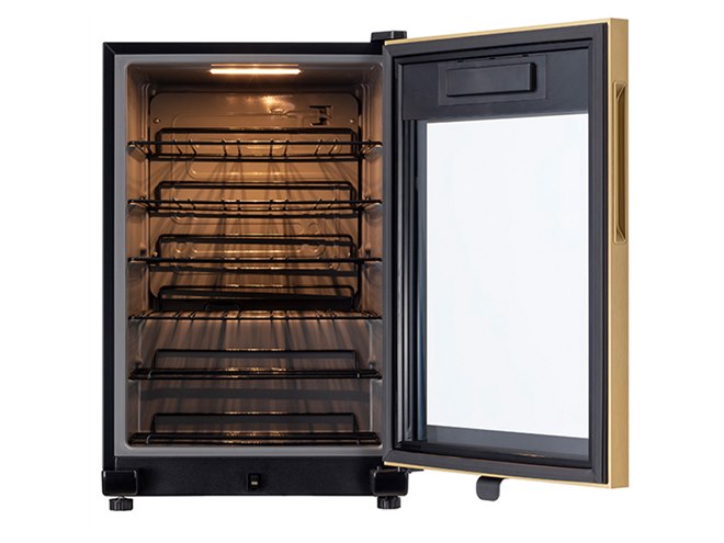 フォルスター、太めのワインも収納可能「CASUAL＋」に30本/60本モデル