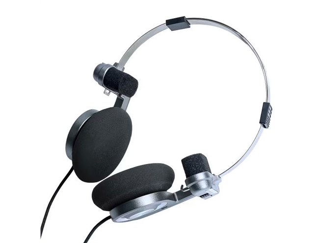 ゲオ、80年代をほうふつとさせるデザインの「オンイヤーレトロ