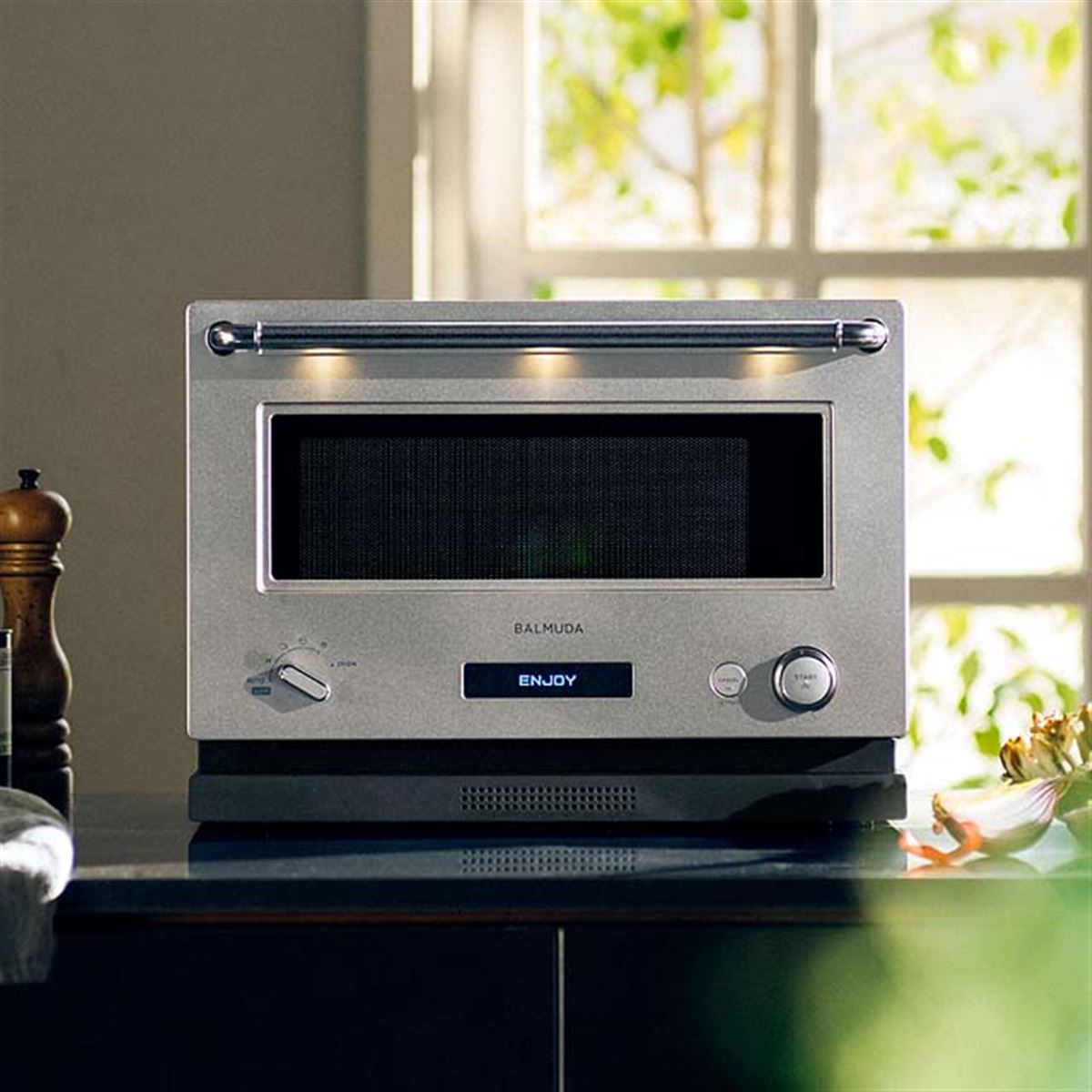 バルミューダ オーブンレンジ BALMUDA The Range 2025年 バルミューダ