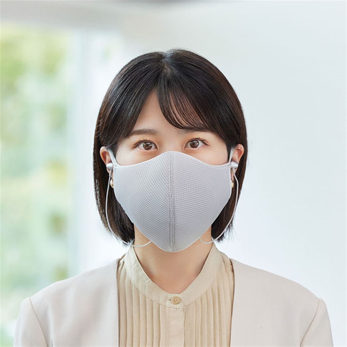 キヤノン、“自分の声を減音”する装着型デバイス「Privacy Talk」を4月