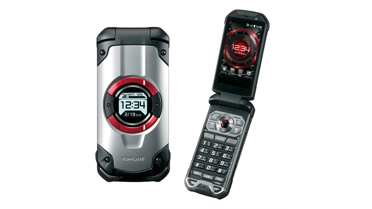 au、6年ぶりの折りたたみ式タフネスケータイ「TORQUE X01」を2/24発売