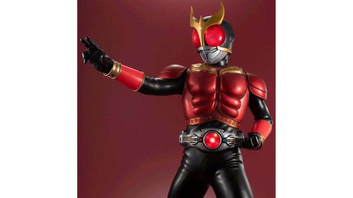 30,800円、全高約40cmの「Ultimate Article 仮面ライダークウガ