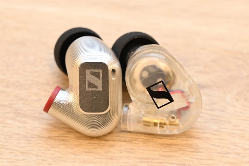 お値段約18万円。ゼンハイザーの新フラッグシップイヤホン「IE 900」の