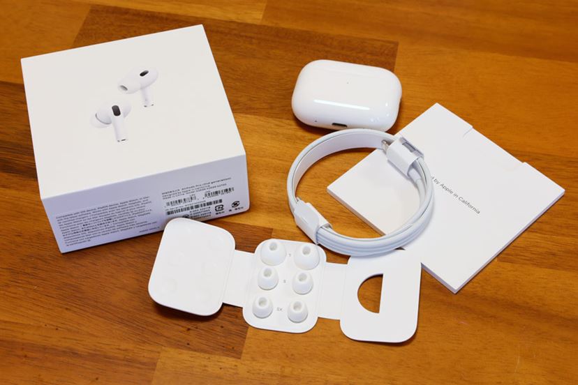 AirPods pro 第二世代（付属品全て付いてます）