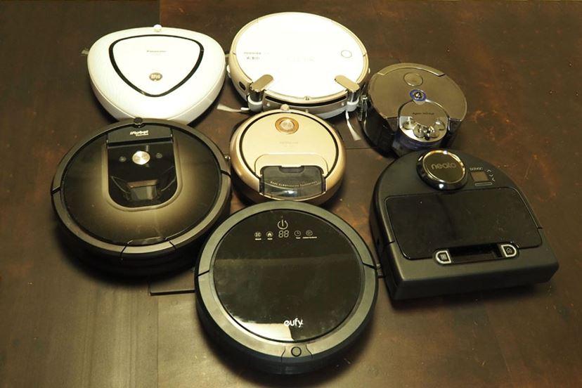 小さいはスゴイ！？ 狭い家でもスイスイ走るロボット掃除機「minimaru