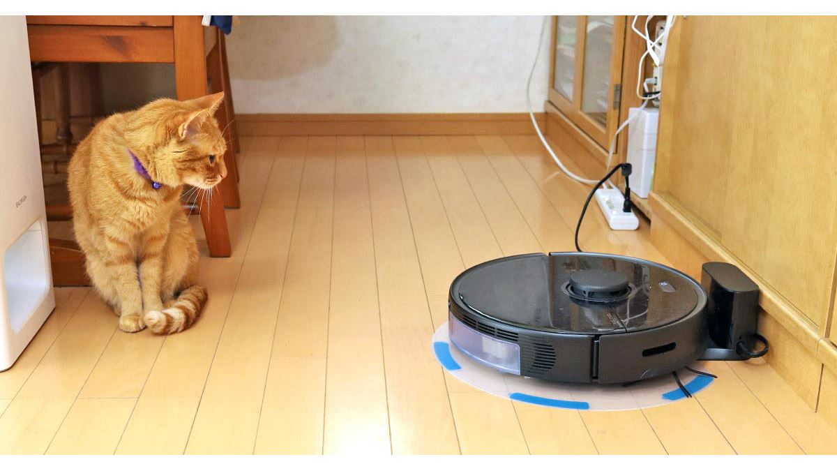 ペットがいる家はロボット掃除機が重宝する！ 水拭きもできる