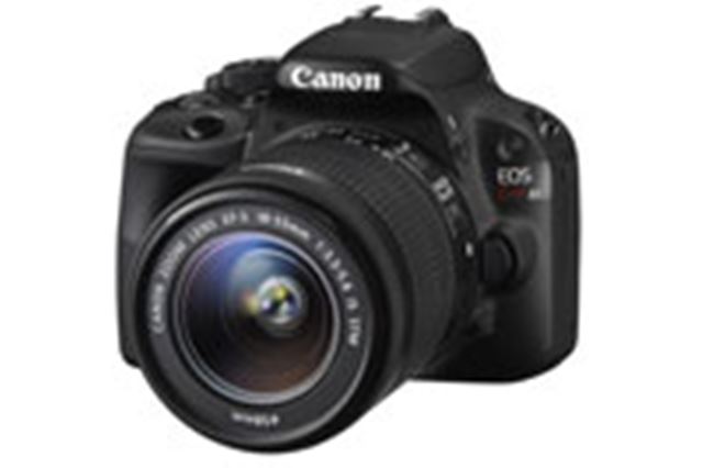 Canon kiss X8i ダブル☆WiFi機能搭載＆高性能一眼レフ☆ CANON EOS