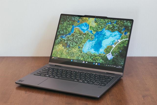 Lenovo IdeaPad 5x 2-in-1 Gen 9 Snapdragon X Plus X1P-42-100・16GB