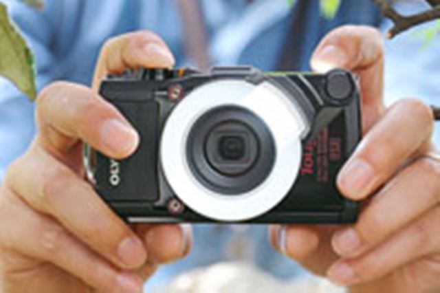 オリンパス OLYMPUS STYLUS TG-4 Tough 価格比較 - 価格.com