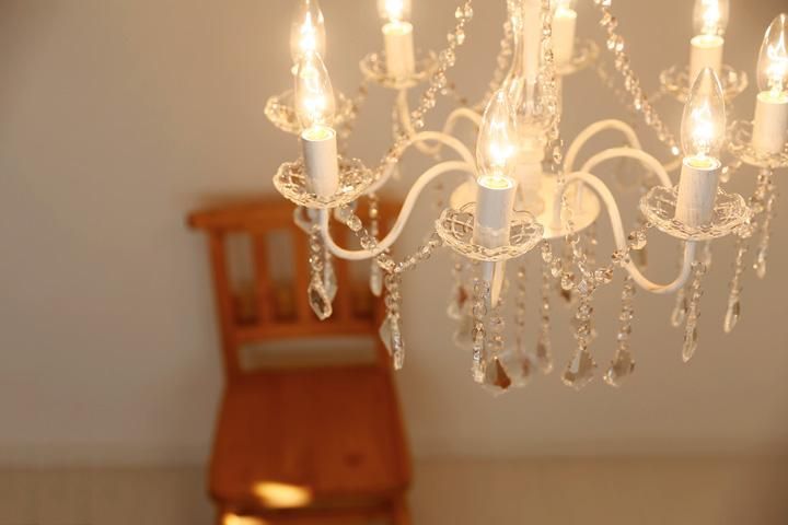 8灯シャンデリア 照明器具 LED Queen ホワイト｜デザイン照明のCROIX