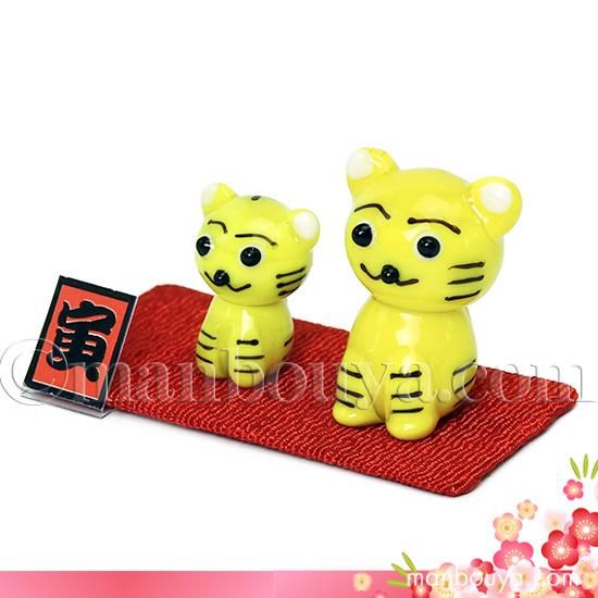 干支の置物 寅 虎 ガラス細工 ミニチュア 雑貨 正月飾り 十二支 親子