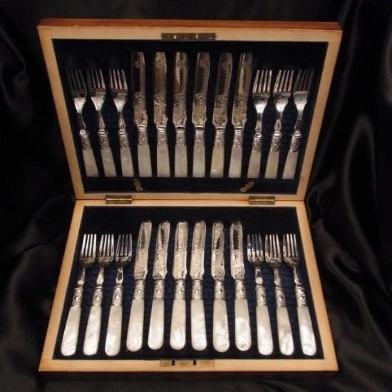 英国】キングスパターンのディナーセット 24本組【ゴールドプレート