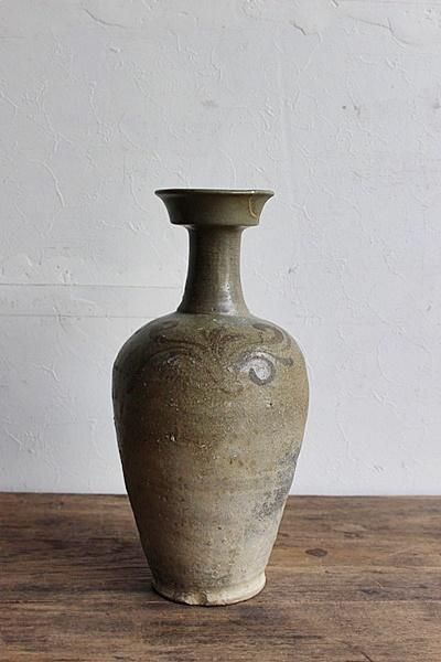 韓国美術 高麗～李朝時代 青磁 鉄絵唐草文 三獣頭壺 花瓶 時代物 古物