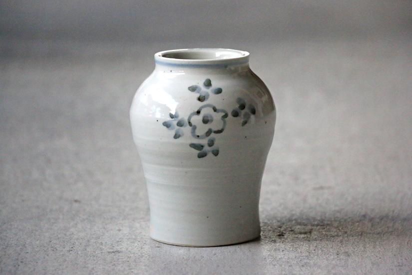 染付 小壺 白磁 (砥部焼 池本窯)