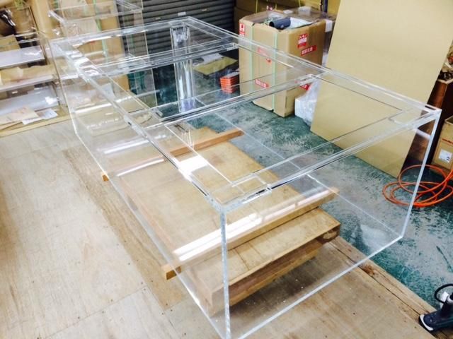 オーダーメイドアクリル水槽製作のご案内｜東京アクアガーデン