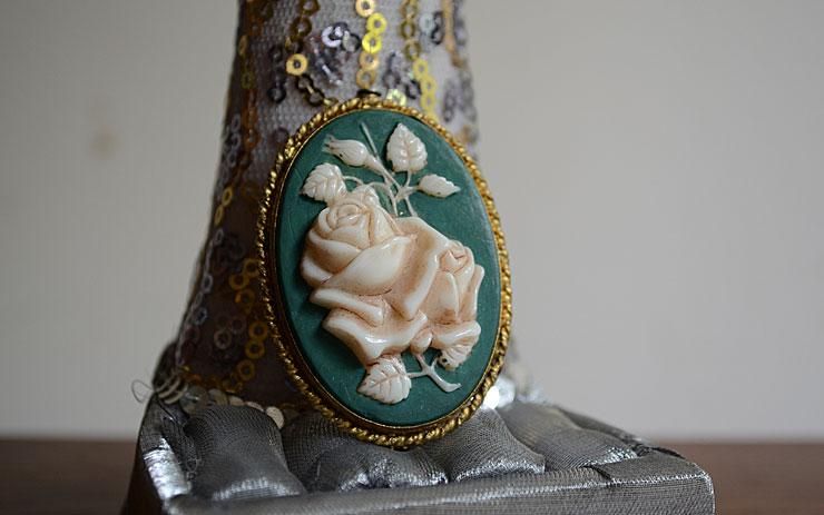 田宮千穂☆美品☆K18YG×Pt900☆ダイヤ0.16ct☆作家物ブローチ