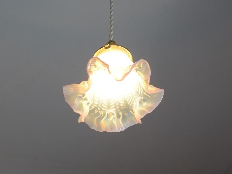 アンティーク オパールセントガラス ペンダントランプ｜アンティーク