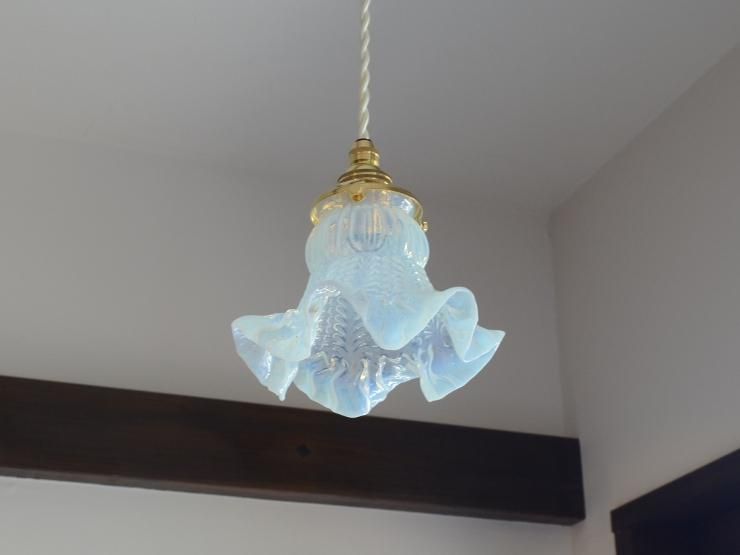 アンティーク オパールセントガラス ペンダントランプ｜アンティーク