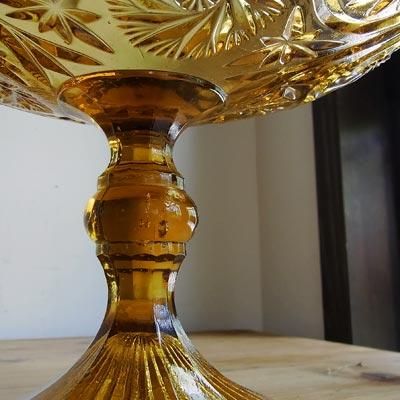 アンバーガラス カット細工コンポート／飾り鉢 アンバーガラス