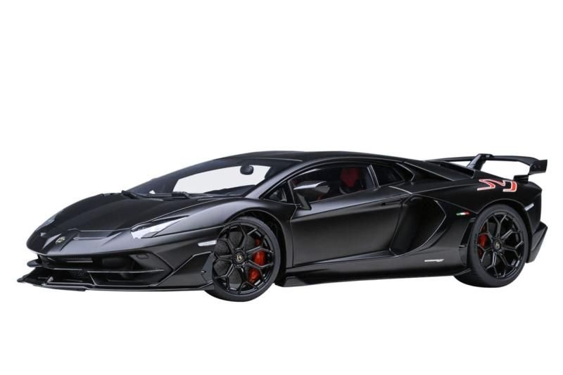 オートアート】 1/18 ランボルギーニ アヴェンタドール SVJ （マット