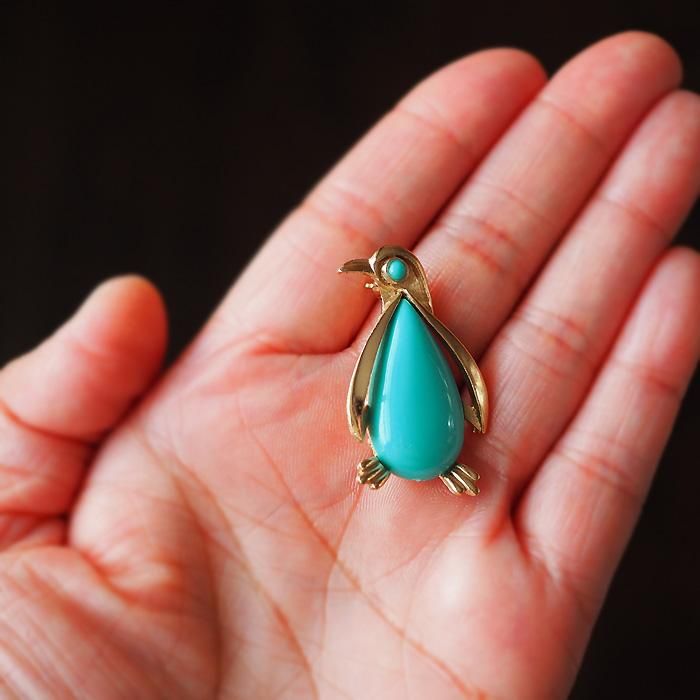 レア TRIFARI ヴィンテージ ターコイズ カボション ブローチ レア