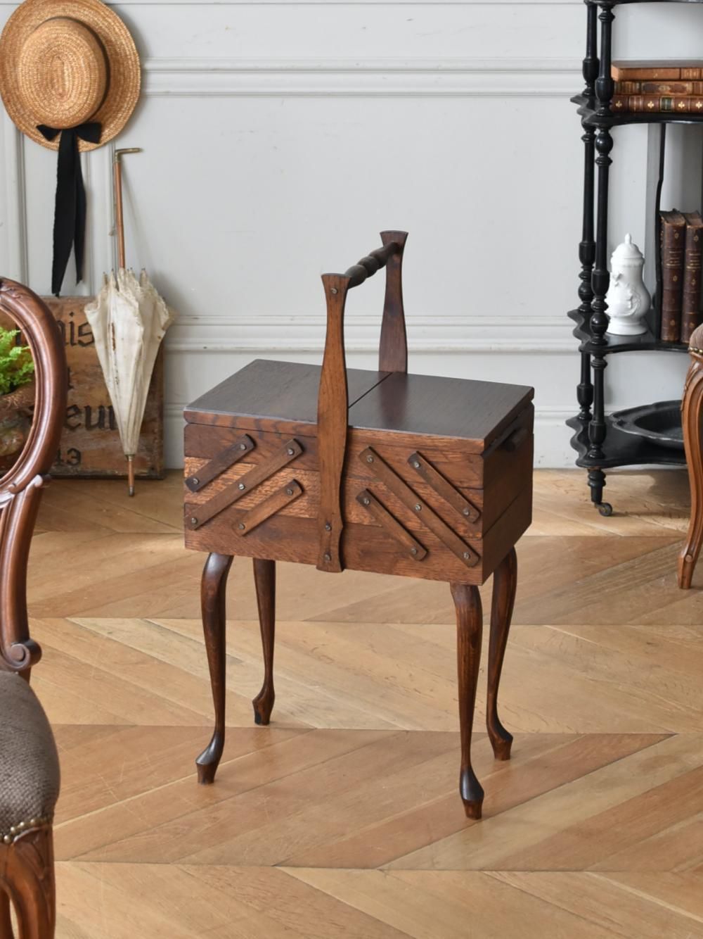 ✿ ソーイングスタンド 脚付きメルスリーボックス フランス