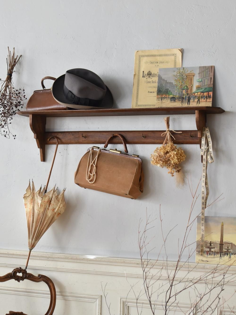 ハンドメイド アンティーク風キルトバー付きブックシェルフ