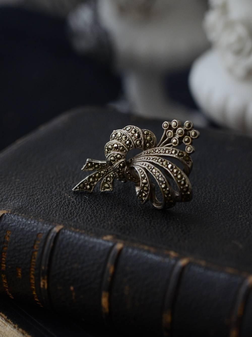 Antiques *Midi ✳︎vintage シルバー・マーカサイト ブローチ