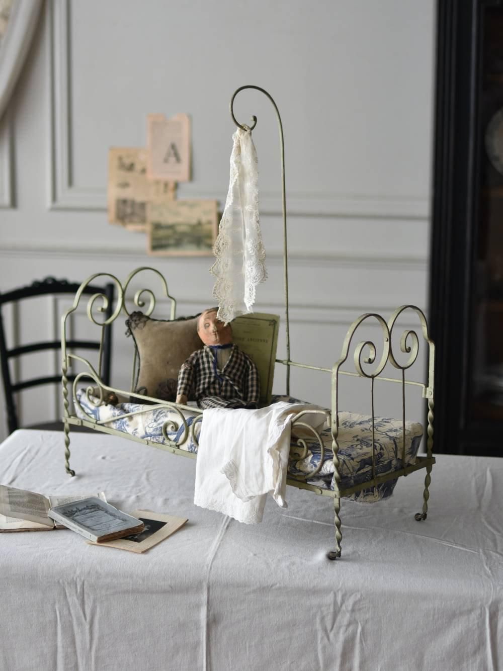 アイアンドールベッド.9 フランス アンティーク ディスプレイ家具
