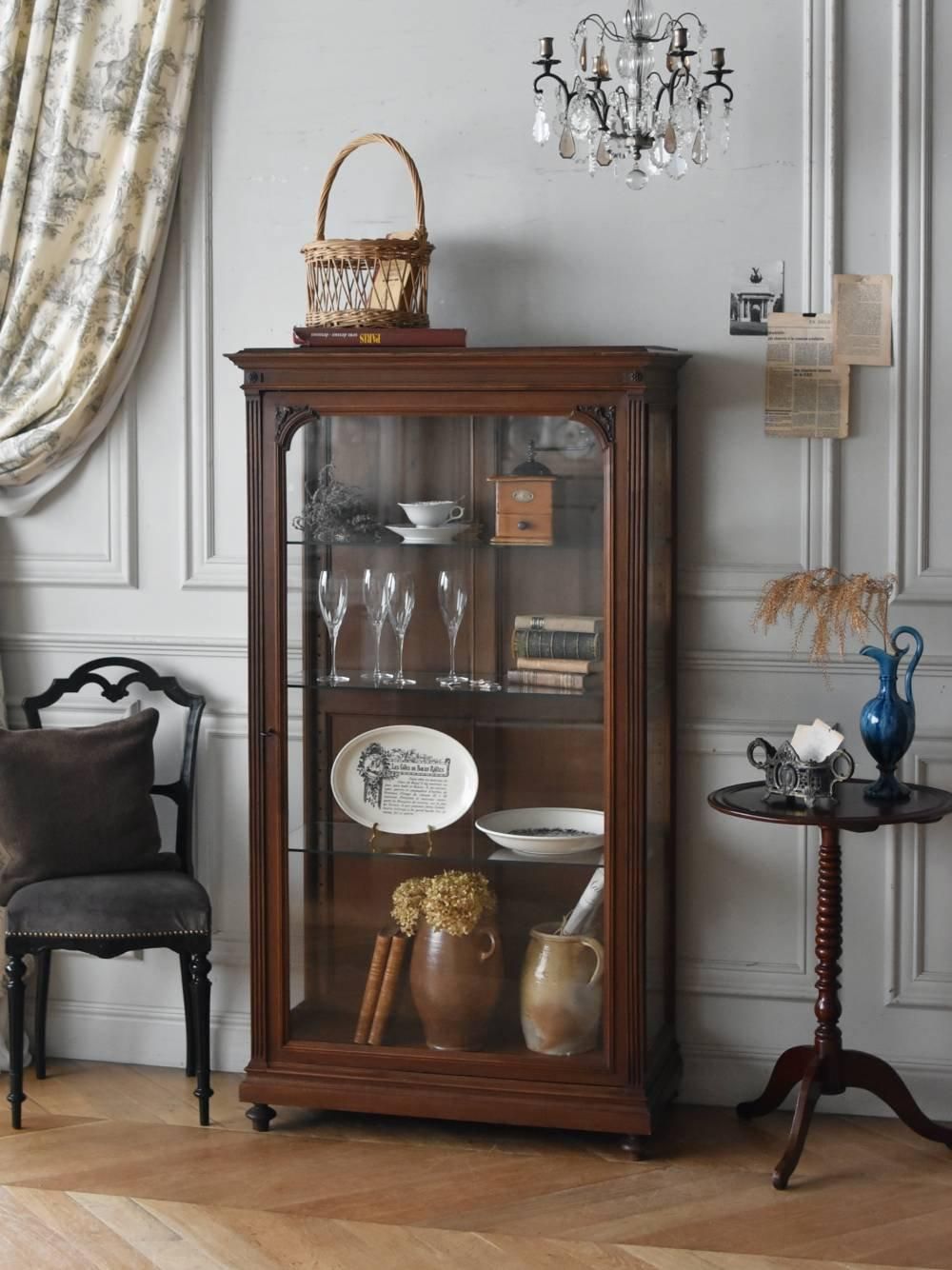3面ガラスキャビネット.18 フランス アンティーク 飾り棚