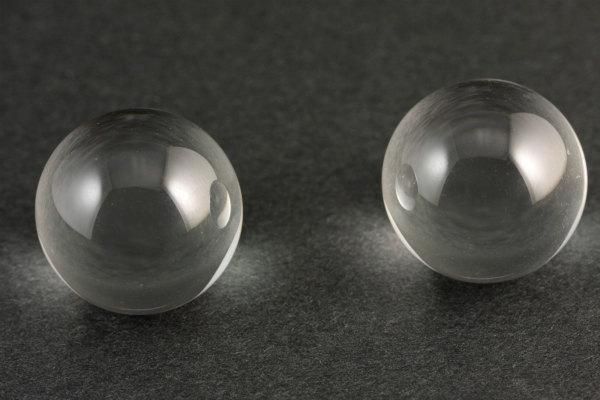 右水晶・左水晶 丸玉 18mmセット｜天然石 丸玉 通販 キラリ石