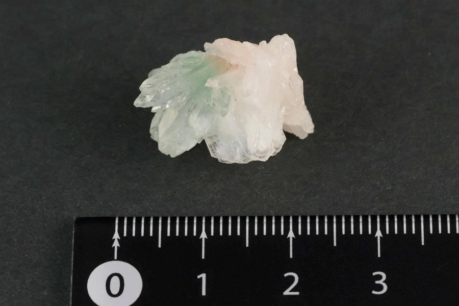 グリーンアポフィライト(魚眼石) 原石2.4g｜天然石 通販 キラリ石