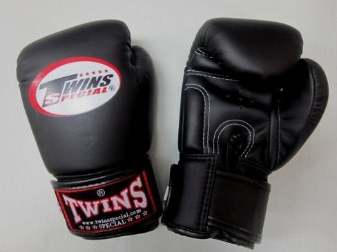 専用K-1 ボクシンググローブ 16oz 黒 Kー1 グローブ 16オンス 黒 K-1