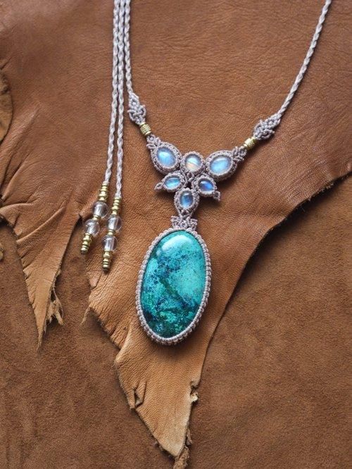 マクラメ編みクリソコラマラカイトのネックレス マラカイトクリソコラ