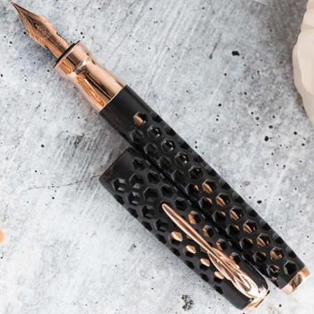 ピナイダー 万年筆 限定品 ラ・グランデ・ベレッツァ ハニカム