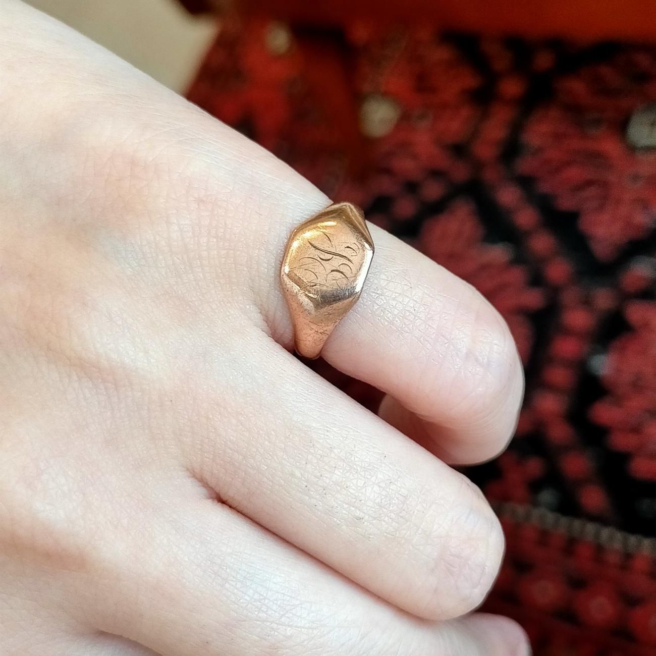 英国イギリス1931年製造アンティーク印台彫刻イニシャルシグネット