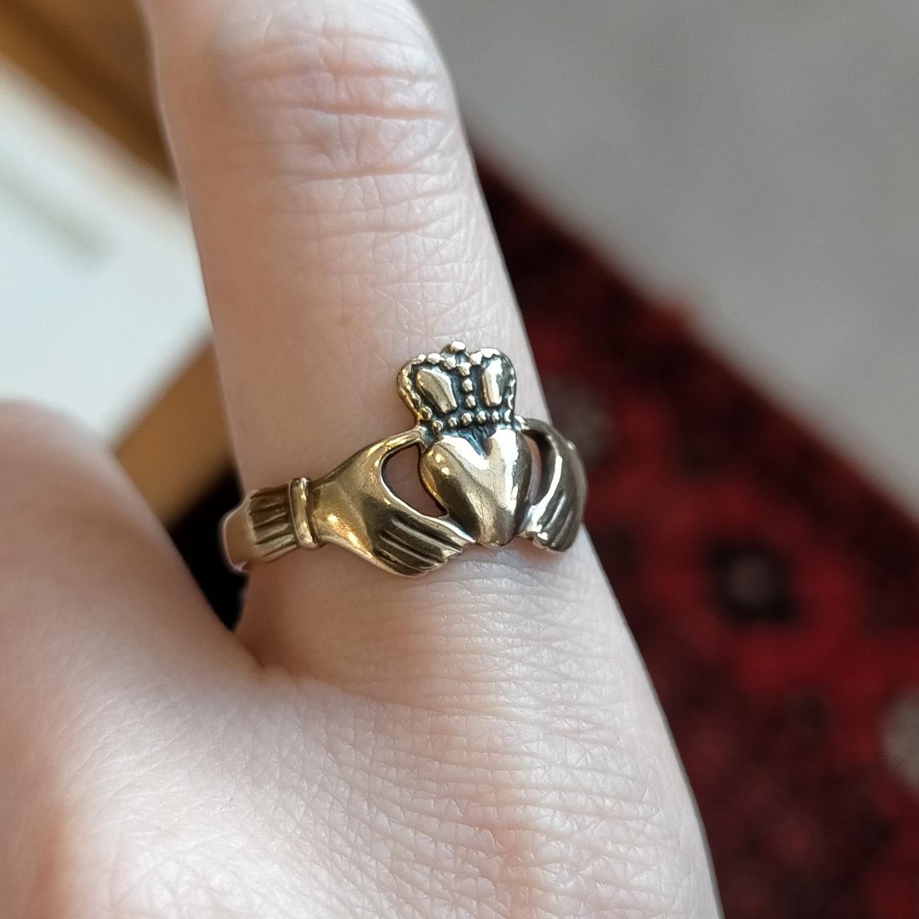 アイルランド製JMH社伝統的な指輪Claddagh Ringクラダリング